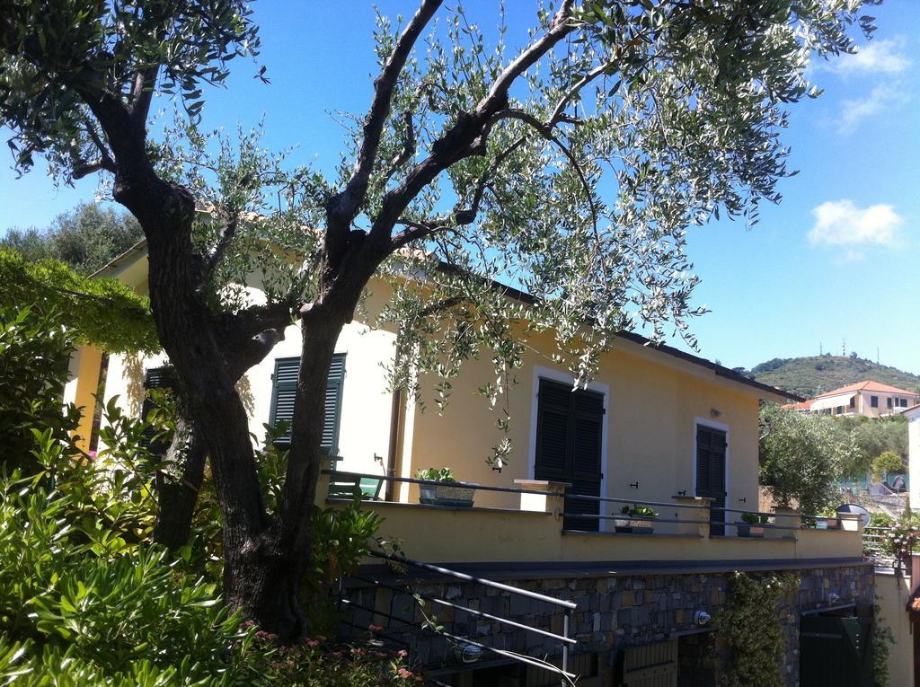 La Casa Di Fedra Villa Imperia Oda fotoğraf
